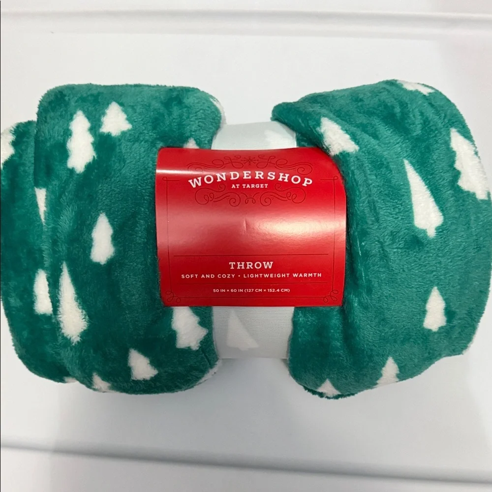 Wondershop Teal and White Tree Throw Blanket - Picture 6 of 7